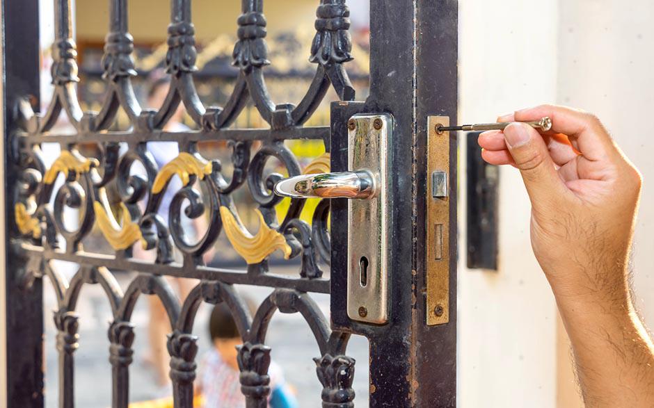 un serrurier d'urgence Rueil-Malmaison